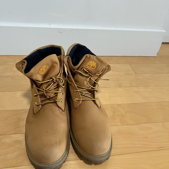 Beige Timberland Boots Size 10 men used good. - Picture 2 of 6